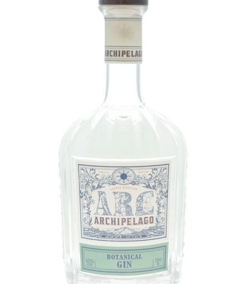 ARCHIPELAGO GIN 700ML is a premium spirit that showcases a distinctive flavor profile with botanical notes