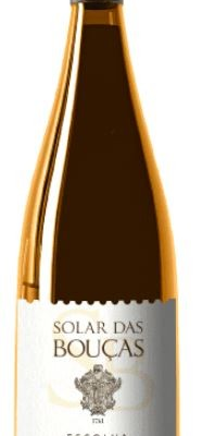 SOLAR DAS BOUCAS LOUREIRO 750ML is a white wine hailing from the Vinho Verde region in Portugal. This wine offers a refreshing flavor profile with citrus notes