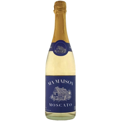 MA MAISON MOSCATO is a vibrant sparkling wine originating from the renowned wine regions of Italy. It features a refreshing flavor profile characterized by notes of peach