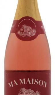 MA MAISON MOSCATO ROSE is a refreshing wine characterized by its sweet