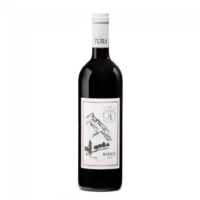 <p>TURA RIDGE 750ML offers a balanced flavor profile characterized by notes of ripe fruits
