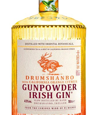 DRUMSHANBO GUNPOWER ORA CITRUS GIN 750ML is an Irish gin that showcases a harmonious blend of traditional botanicals with a refreshing citrus twist. This gin is crafted in County Leitrim