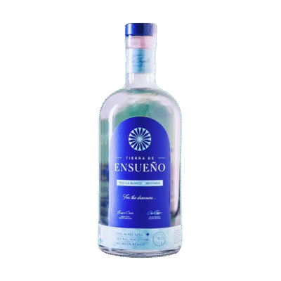 "TIERRA DE ENSUENO BLANCO 750ML" originates from the sun-kissed vineyards of the region