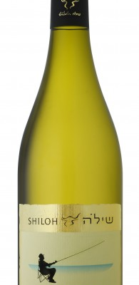 SHILOH CHARDONNAY 750ML offers a crisp and refreshing flavor profile characterized by notes of green apple