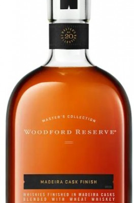 WOODFORD RES MASTERS MADEIRA FINISH offers a unique flavor profile characterized by rich notes of dried fruit