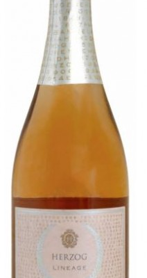 The HERZOG LINEAGE MOMENTUS ROSE 750ML is a vibrant wine characterized by its crisp acidity and notes of fresh strawberries