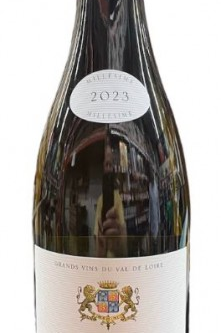 J DE VILLEBOIS TOURAINE SAUV BLANC is a refined white wine from the Touraine region of France