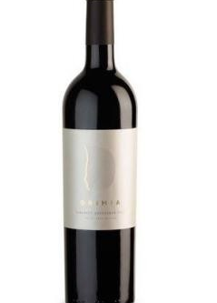 DRIMIA CAB SAUV MEVUSHAL is a robust Cabernet Sauvignon hailing from the renowned wine-producing region of Israel. This full-bodied wine presents a rich flavor profile characterized by notes of dark fruits