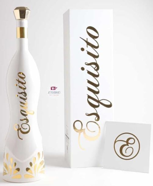 ESQUISITO RESPOSADO 750ML offers a smooth and balanced flavor profile