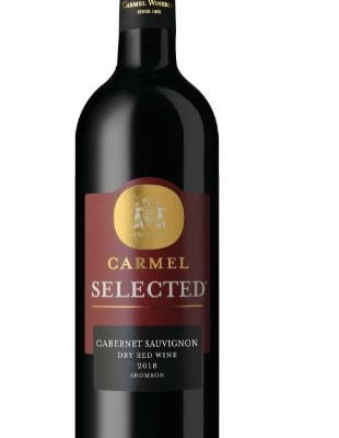 The CARMEL CAB SAUV SELECTED 750ML is a well-crafted Cabernet Sauvignon hailing from the renowned vineyards of Israel's Galilee region. This wine features a robust flavor profile with notes of blackcurrant