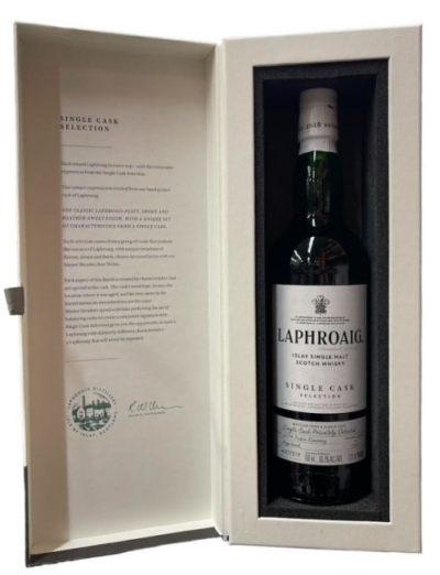 <p>Laphroaig Single Cask Private Sel 700ML is a distinctive whisky hailing from the Islay region of Scotland. It showcases a rich flavor profile characterized by intense peat smoke