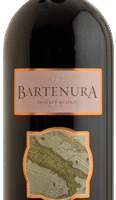 Bartenura Rosso di Italia is a vibrant red wine crafted from carefully selected grapes grown in Italy's renowned wine regions. It showcases a balanced flavor profile