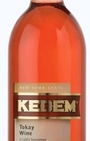 KEDEM TOKAY 1.5L is a wine characterized by its rich sweetness and balanced acidity