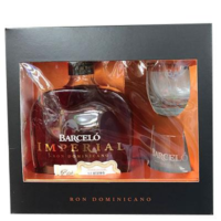 BARCELL0 IMPERIAL GIFT SET 750ML features a well-balanced flavor profile that showcases hints of vanilla