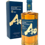 SUNTORY WHISKY WORLD AO is a blended whisky that showcases a harmonious balance of flavors