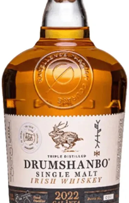 DRUMSHANBO GALANTA SGL MALT WHISKY is a premium single malt whisky produced in the scenic region of Ireland. It showcases a complex flavor profile with rich notes of dried fruit