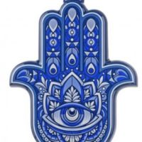 CASA DE HAMSA BLANCO 1L is a premium blanco tequila that embodies the essence of Jalisco