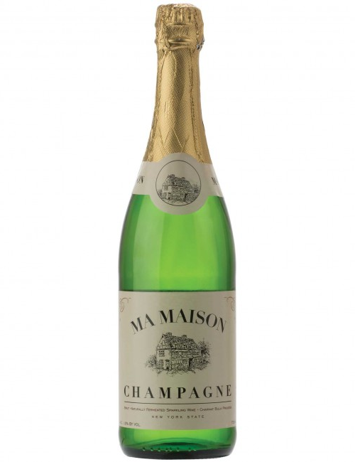 MA MAISON CHAMPAGNE 750ML presents a balanced flavor profile with notes of green apple