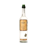 ILEGAL MEZCAL JOVEN 750ML offers a vibrant and complex flavor profile characterized by earthy notes