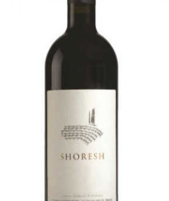 TZORA SHORESH BLEND RED 750ML offers a rich flavor profile with notes of dark berries