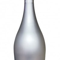 VERA WANG PARTY PROSECCO ROSE 750ML is a sparkling wine from the Veneto region of Italy