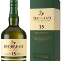 REDBREAST 21YR is a premium Irish whiskey hailing from the renowned Midleton Distillery. This 21-year-old expression features a rich flavor profile characterized by notes of dried fruit