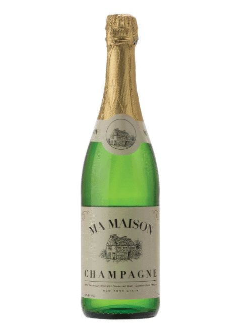 MA MAISON ROSE CHAMPAGNE 750ML showcases a vibrant flavor profile with notes of fresh strawberries