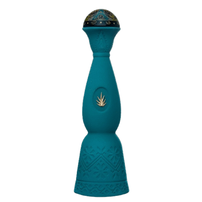 <p>CLASE AZUL GUERERRO MEZCAL is crafted from 100% agave