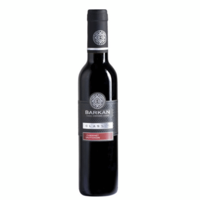 The BARKAN CLASSIC CAB SAUV 375ML is a Cabernet Sauvignon hailing from Israel's diverse wine region. This wine features a balanced flavor profile with notes of dark berries