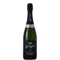 GILGAL BRUT 750ML is a sparkling wine hailing from the renowned wine-producing regions of Israel. This wine features bright acidity and crisp effervescence