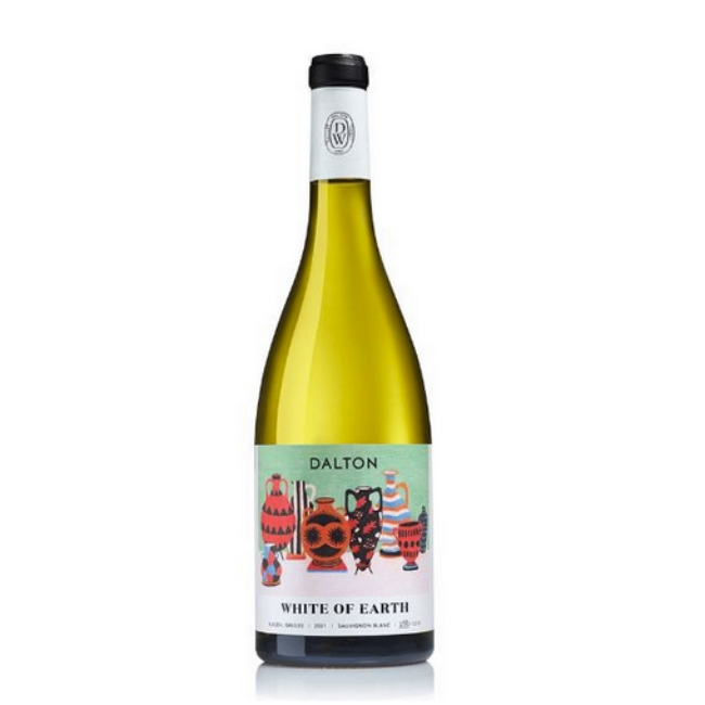 mjfzmjfzrpu7-271081 DALTON WHITE OF EARTH 750ML is a refreshing white wine characterized by its bright acidity and notes of citrus and stone fruit. Hailing from the renowned wine region of the Galilee in Israel