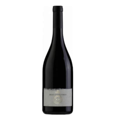 SEGALS UNFILT PETIT CAB SAUV 375ML is a red wine from the renowned wine-producing region of Israel. It showcases a flavor profile characterized by dark berry fruits