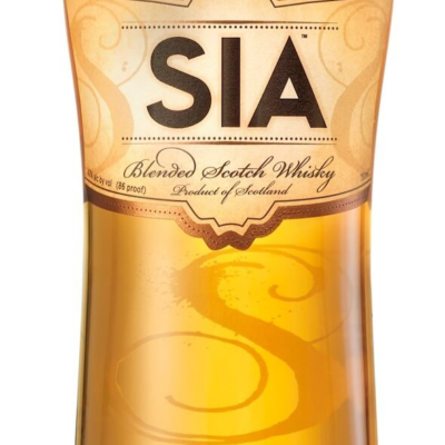 SIA SCOTCH 750ML is a blended Scotch whisky originating from Scotland. It features a balanced flavor profile that combines notes of honey