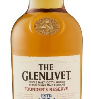 GLENLIVET FOUNDERS RESERVE is a smooth single malt Scotch whisky hailing from the Speyside region of Scotland. Its flavor profile features notes of fresh fruit
