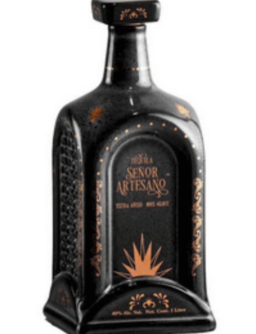 <p>SENOR ARTESANO EXTRA ANEJO 1L is a premium tequila hailing from the highlands of Jalisco