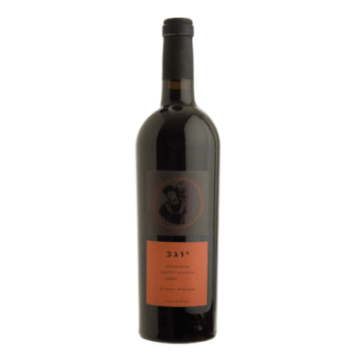 The Binyamina Yogev Cabernet Sauvignon is a robust red wine originating from the Galilee region of Israel. It features a classic flavor profile with notes of dark berries