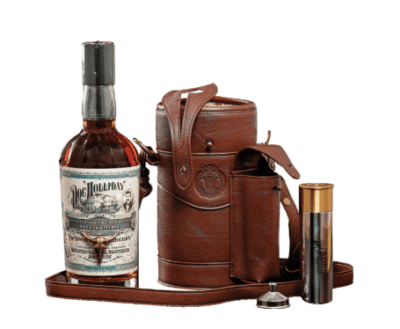 <p>The DOC HOLLIDAY HUNTER BAG 13YR 700ML offers a robust flavor profile characterized by rich notes of oak