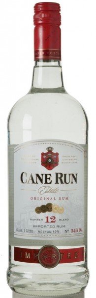 Hercules Mulligan Rum & Rye is a unique blend featuring a rich flavor profile that combines the sweetness of Caribbean rum with the spiciness of American rye whiskey. This distinct spirit is crafted in the USA