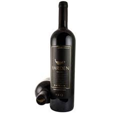 YARDEN KATZRIN 750ML is a red wine from the Golan Heights region in Israel