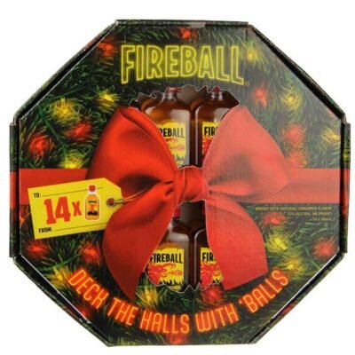 <p>The FIREBALL WREATH 14-PACK 50ML offers a signature blend of cinnamon and whiskey flavors